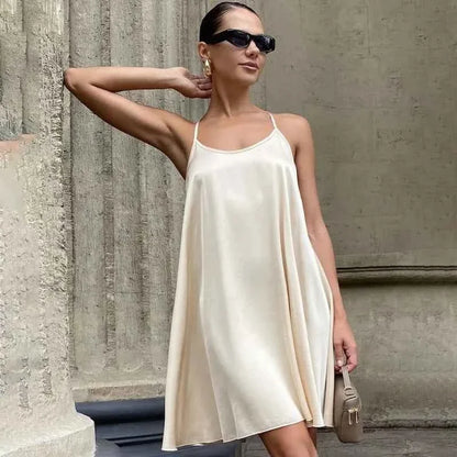 Vestido Satén Verano Elegante: La Prenda Imprescindible para Tu Estilo