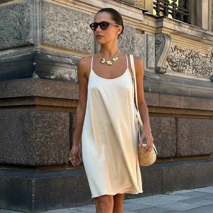 Vestido Satén Verano Elegante: La Prenda Imprescindible para Tu Estilo